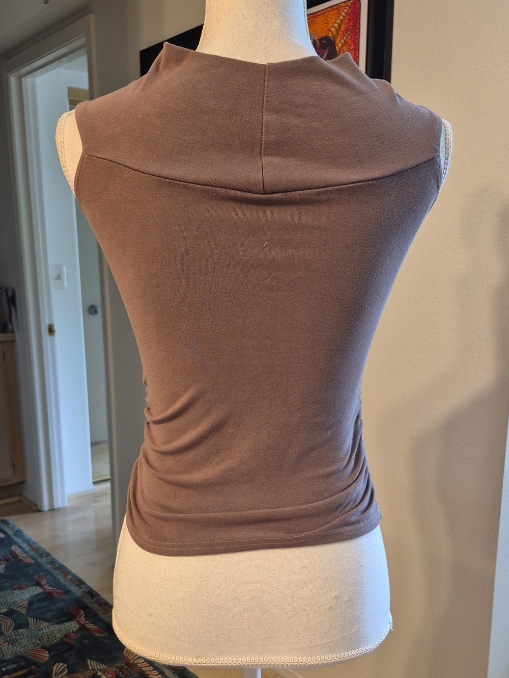 Darong Brown Knotted Shirt - Picture 3 of 8